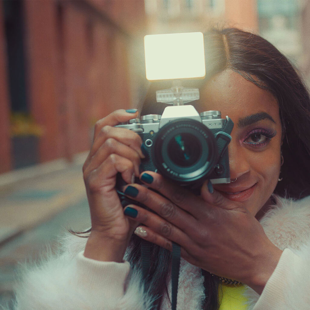 iwata M1 RGB Light on camera